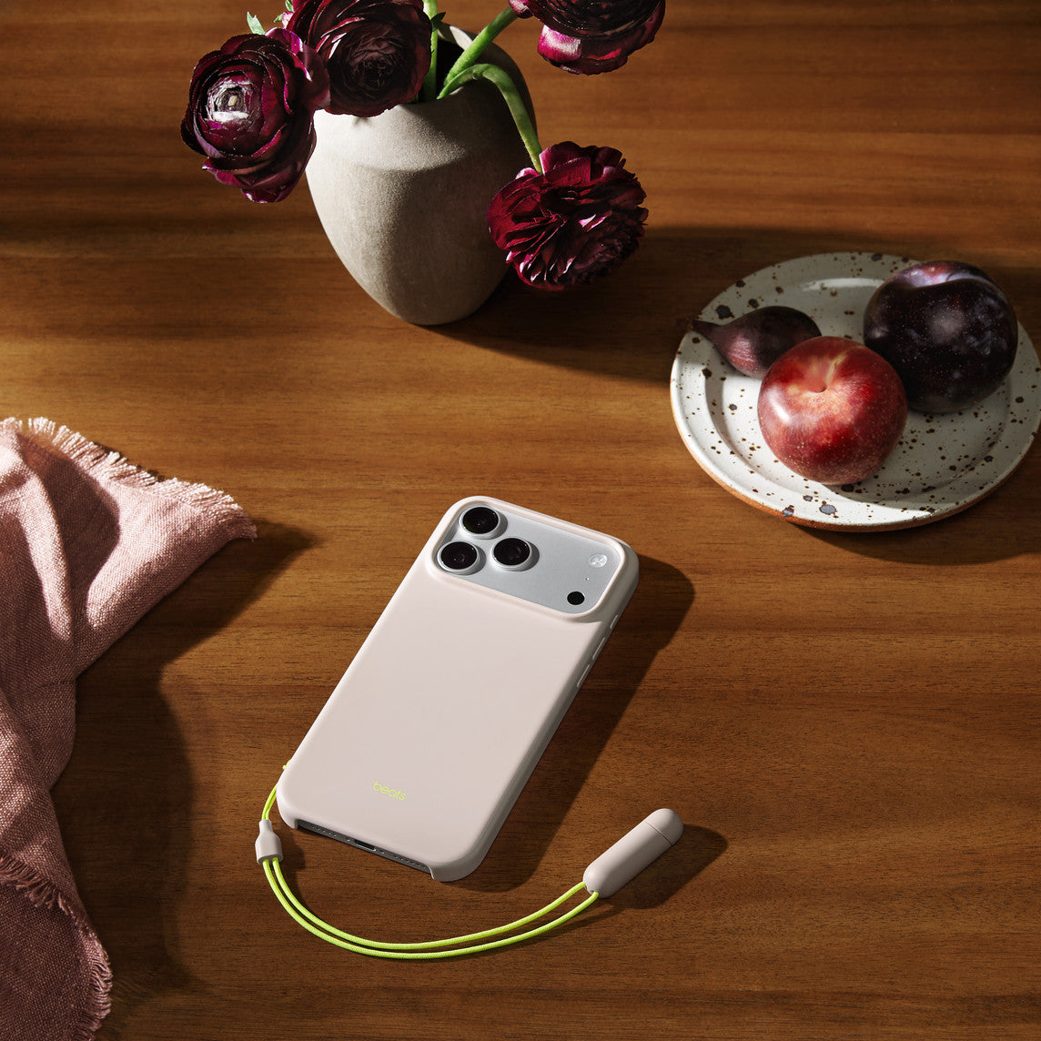 Beats Kickstand Case MagSafe Stone