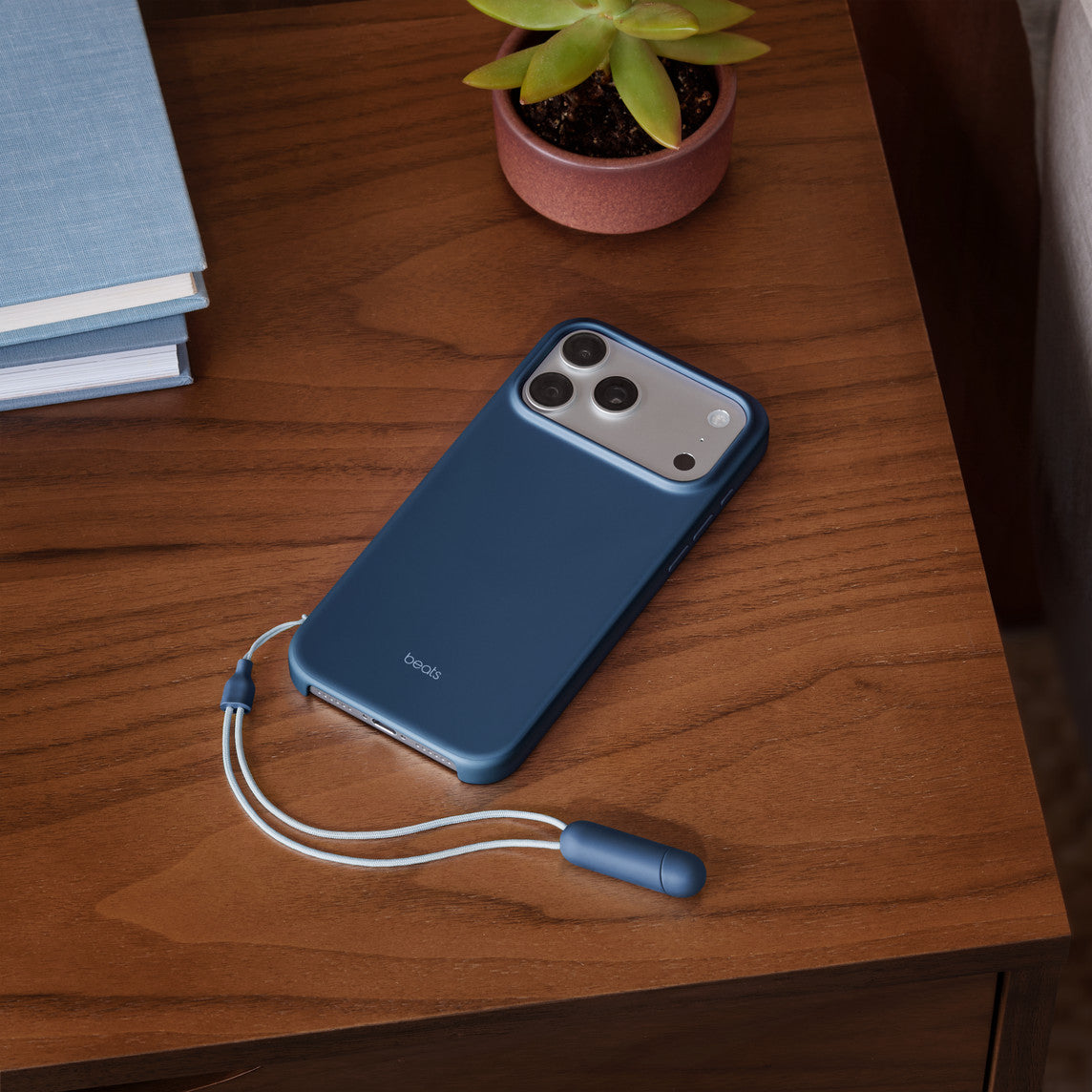 Beats Kickstand Case MagSafe Blue